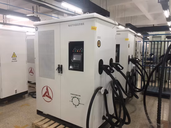 High Power 180kw-400kw Fast Charging DC EV CCS Gbt Charging Equipment for Electric Car